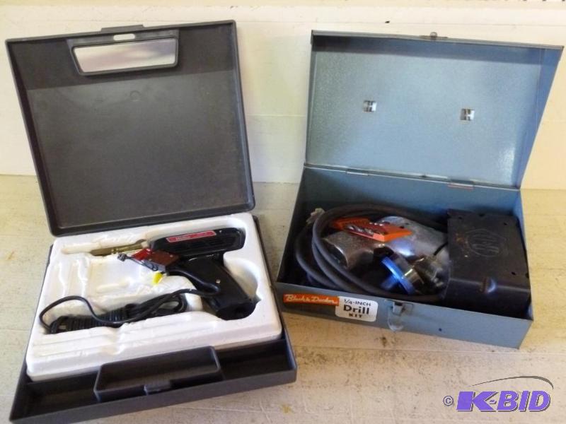 lot 48 image: Black & Decker 14 inch drill kit with ca...