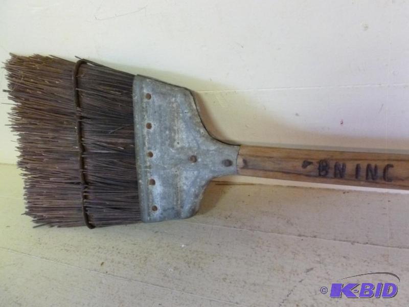 lot 60 image: Vintage Burlington Northern railroad broom wi...