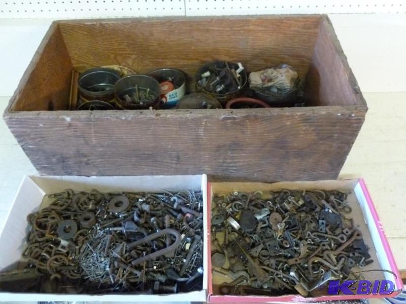 lot 67 image: Large wooden crate and two flats loaded up wi...