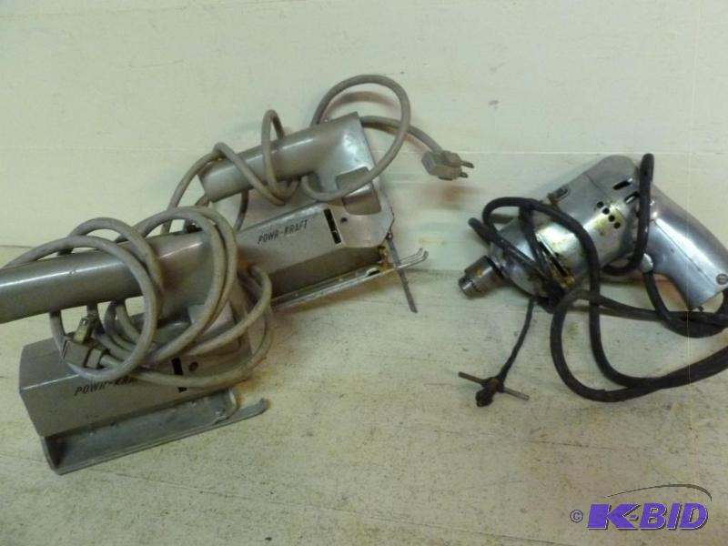lot 90 image: Lot of two Powr-Kraft sabre saws and a Black ...