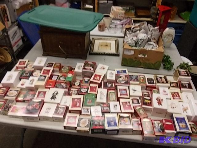 lot 9 image: Large Lot Of 90-Mostly Hallmark--Some Other C...