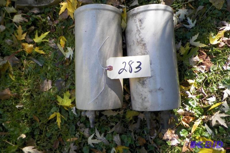 lot 283 image: 2 Crocks with spouts on bottom