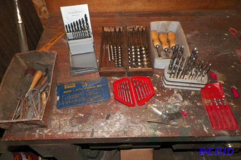 lot 30 image: Tool Lot