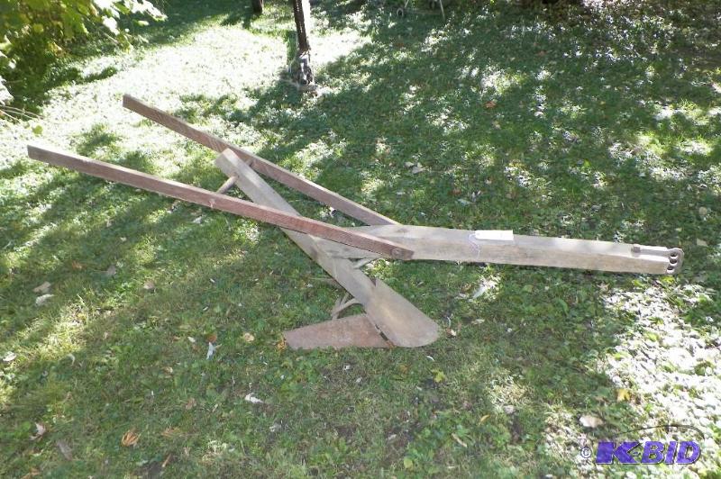 lot 314 image: Antique Horse Drawn Plow