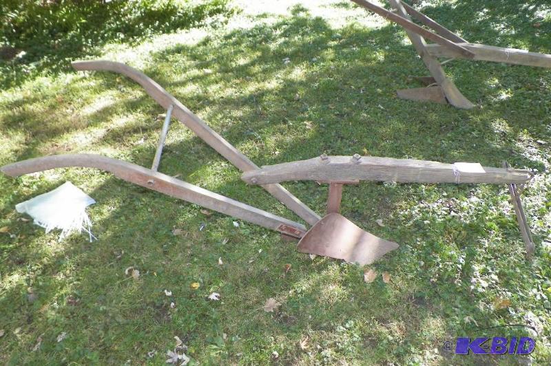 lot 315 image: Antique Horse Drawn Plow