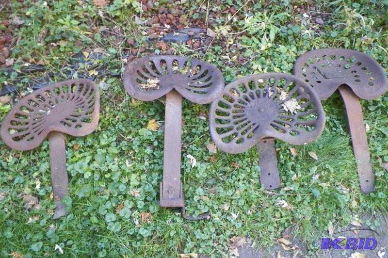 lot 345 image: 4 Tractor Seats