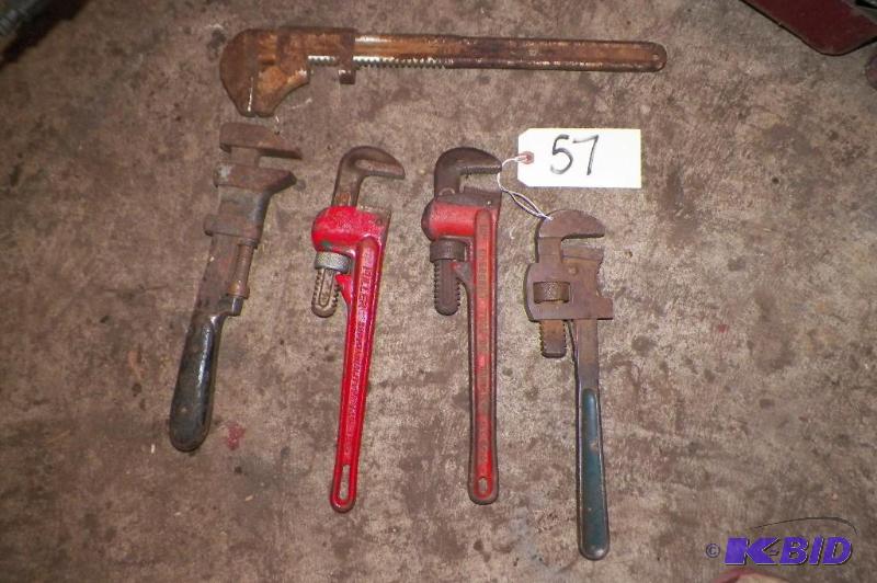 lot 57 image: Wrench Collection - Large one is broken