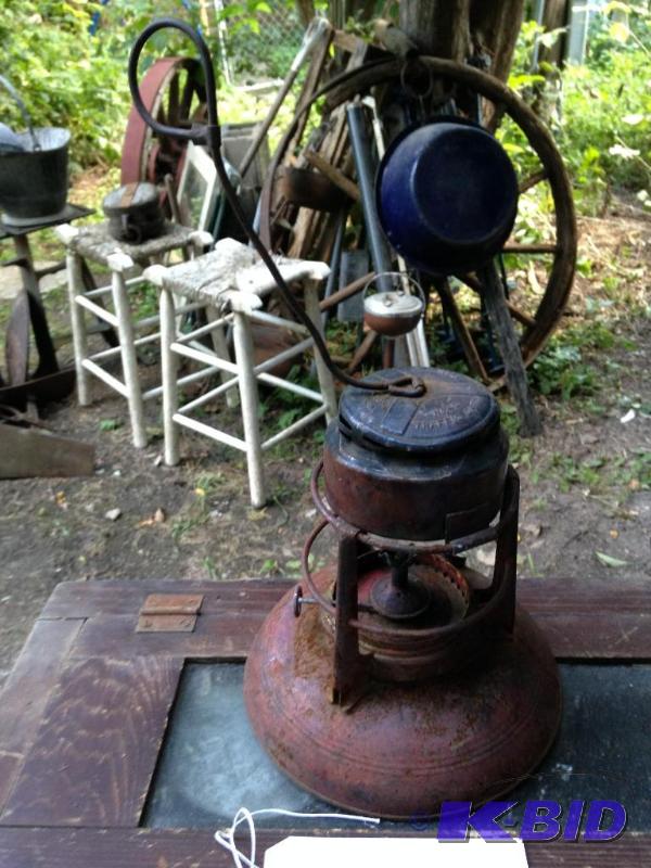 lot 67 image: Dietz Rail yard Traffic Gard lantern