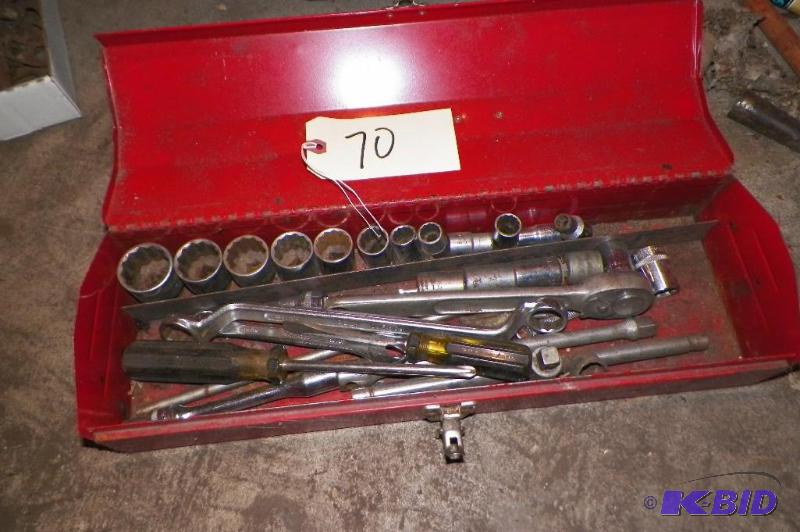 lot 70 image: Sockets in tool box