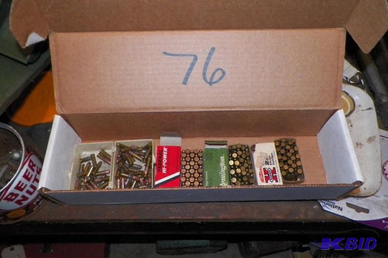 lot 76 image: Box of approx. 200 22 cal. Bullets