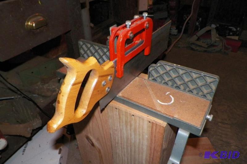 lot 86 image: Miter Saw Box & Saw