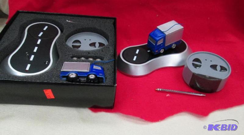 Qty 2 Remote control truck...