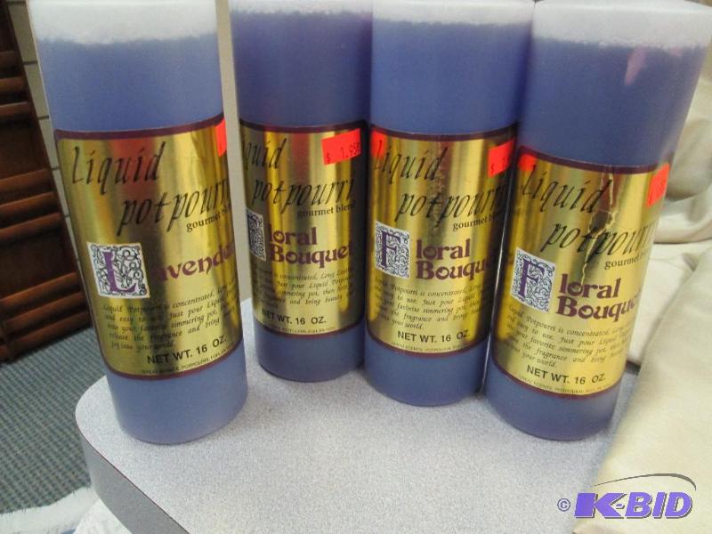 Qty 4 Liquid potpourri Floral Bouquet and Lav...