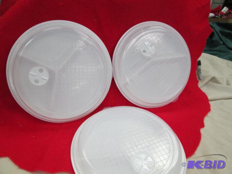 Qty 3 Plate with dividers and lid...