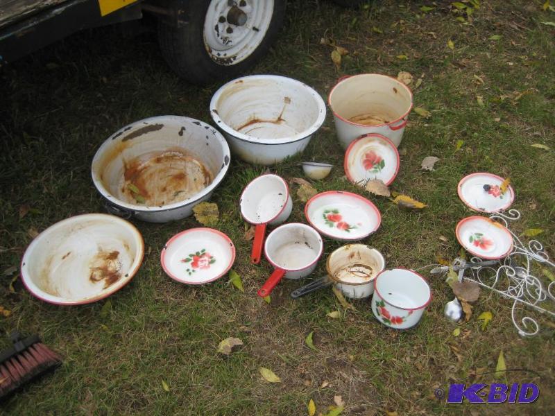 Metal Ceramic Dishes (Vintage)