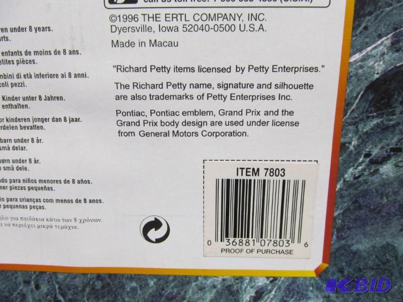 PONTIAC # 43 RICHARD PETTY STP B. Hamilton 1/18 AMERICAN MUSCLE ERTL 7805 Nascar