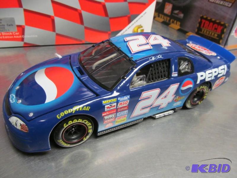 lot 53 image: 1999 #24 Jeff Gordon Pepsi  NASCAR 124 Die Cast Car by Action