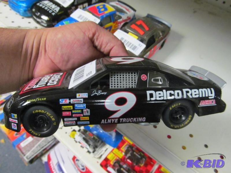 lot 93 image: #9 Joe Berny Delco Remy Loose Racing Champions 124 NASCAR Die Cast Car