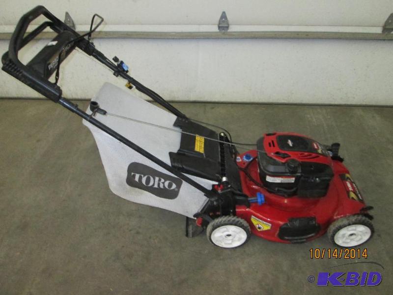 Toro 7HP Personal Pace 21&quot Lawn Mower Wi...