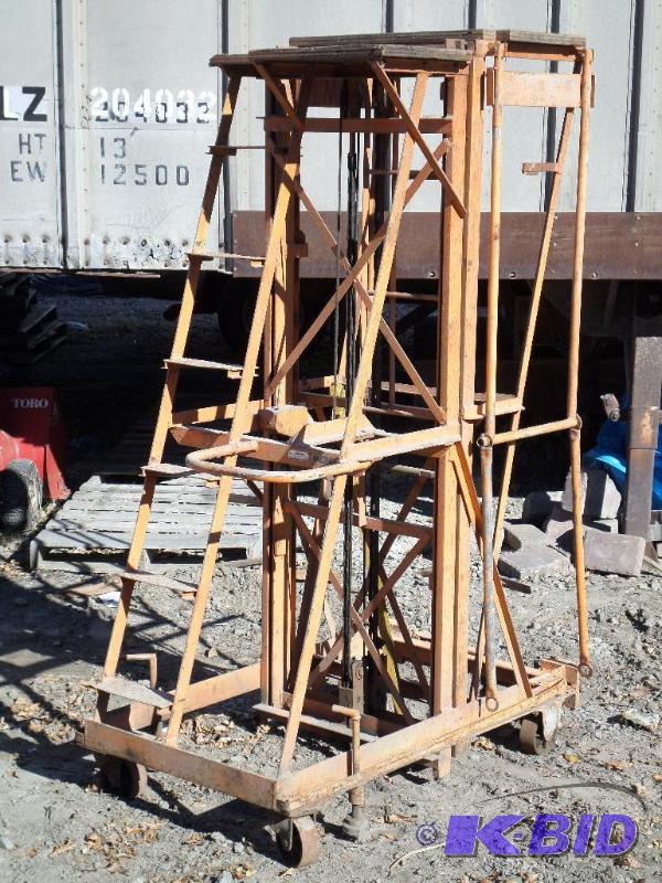 lot 13 image: Economy Engineering 300# Industrial Rolling L...