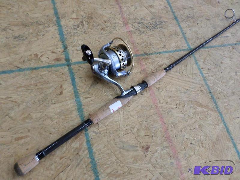 Like New Pflueger Arbor 7ft MediumHeavy Acti...