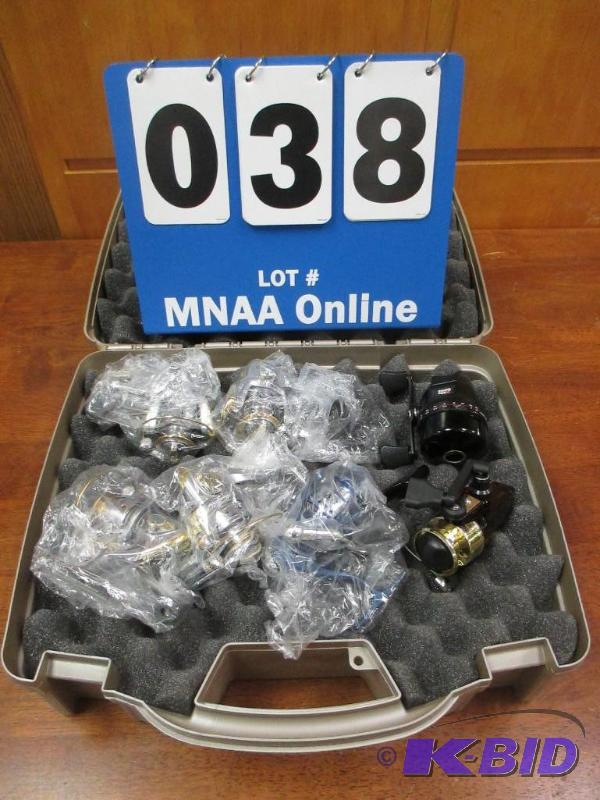 lot 00038 image: 7 JR Tackle & Abu Garcia Fishing Reels and Case