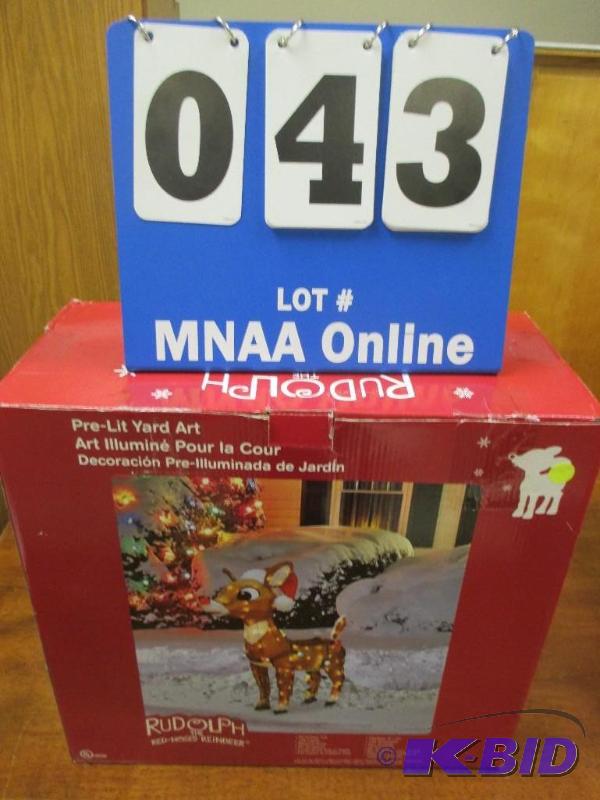 lot 43 image: Pre-lit Rudolph Yard Art