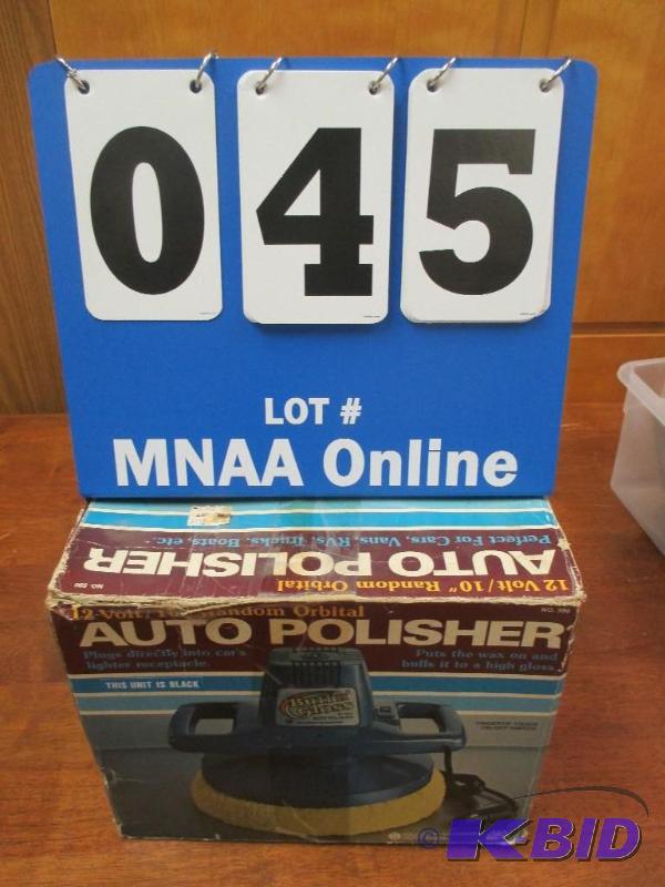 lot 45 image: 12V  10 Orbital Auto Polisher