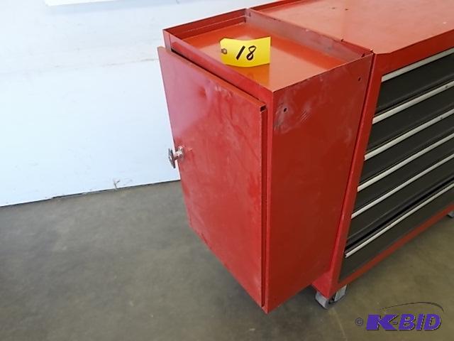 lot 18 image: Hang-On Side Box, 18" x 11" x 29&qu...