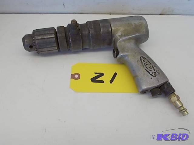 lot 21 image: Sioux 3P1340 12" Air Drill, Works...