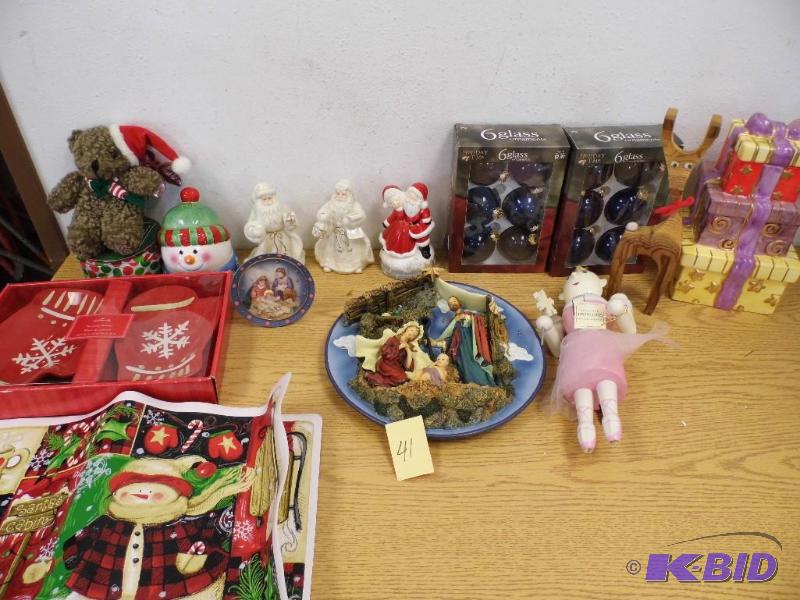 Christmas Serving Dishes