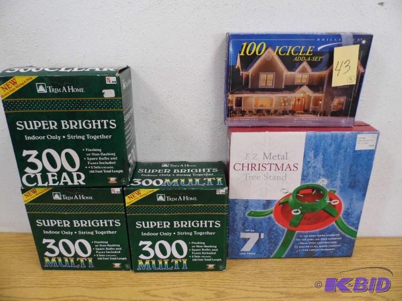 Christmas Lights wTree Stand