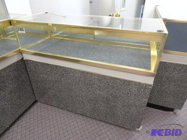 Glass Top Showcase. Good Condition. Top Displ...