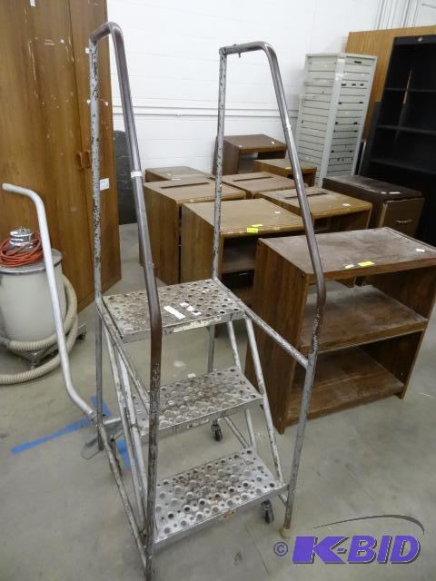 3 metal Rolling Stairs...