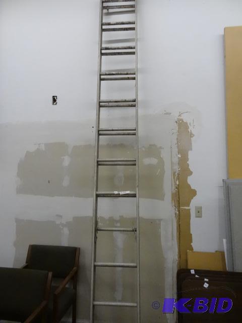 24 Aluminum Extension Ladder...