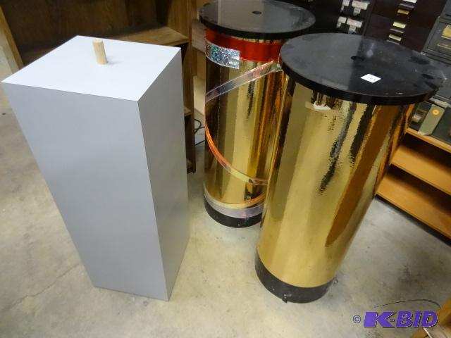 3 Retail Pillars for Displays...