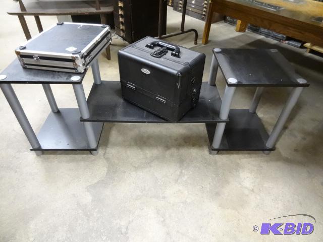 Laminate Riser and 2 Travel Cases...