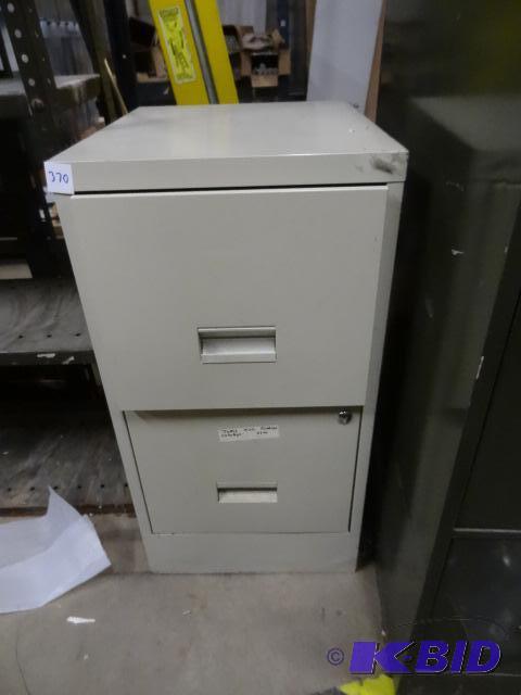 15&quot Metal 2 Drawer File Cabinet...