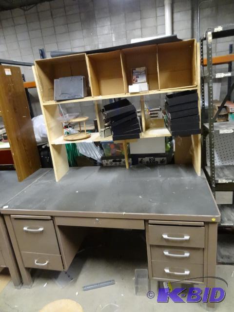 Metal Office Desk. 5 Drawers. Pencil Drawer. ...
