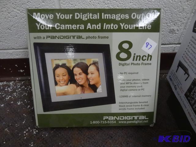 Pandigital 8&quot Digital Photo Frame Used...
