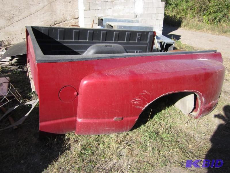 03-09 Dodge pickup dually box damaged