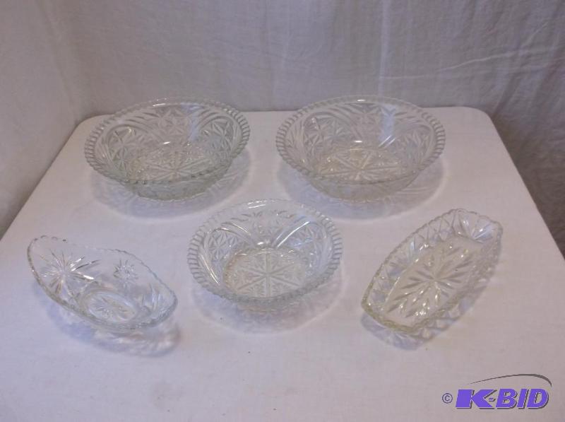 Nice lot of glass ware all in great condition...
