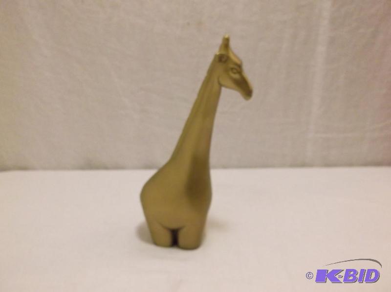Cute heavy cast giraffe measuring 10 12&quot...