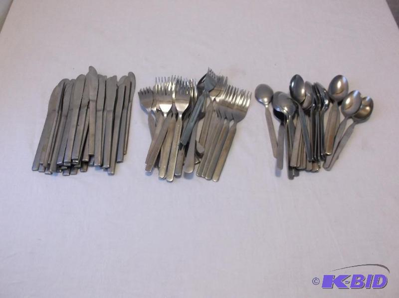 Large lot of silverware 37 knifes,28 forks,29...