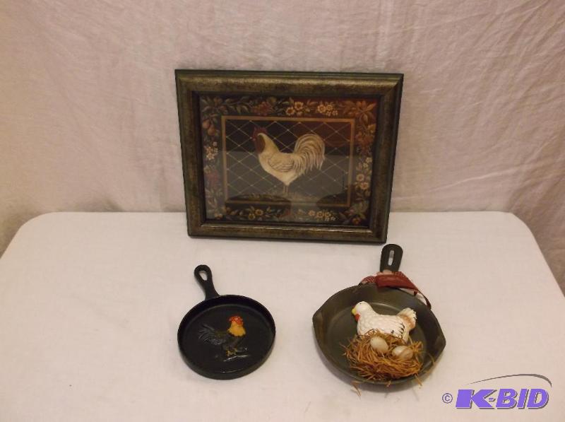 Lot with 2 cast iron decorative fry pans &amp...