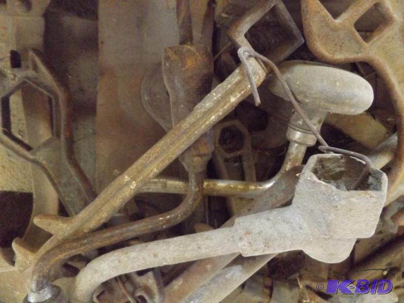 lot 20007 image: Lot of Vintage Hand Tools...
