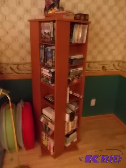 19x19x64&nbsp4-Sided Swivel Media Storage Ca...