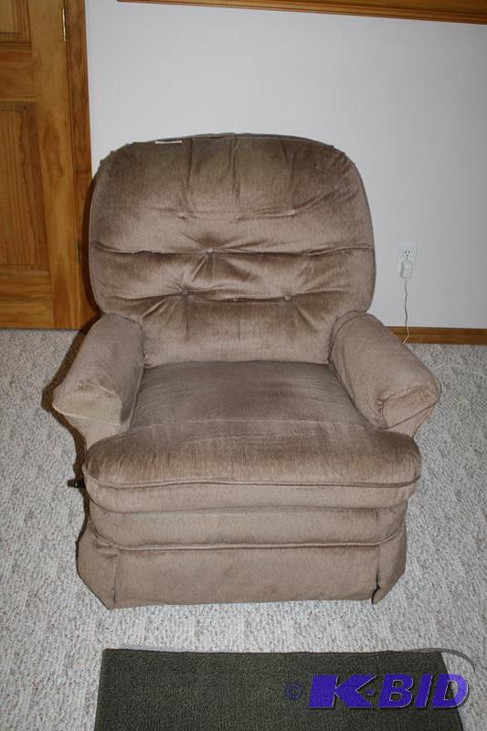 lot 126 image: Lane upholstered recliner  rocker. Bring hel...
