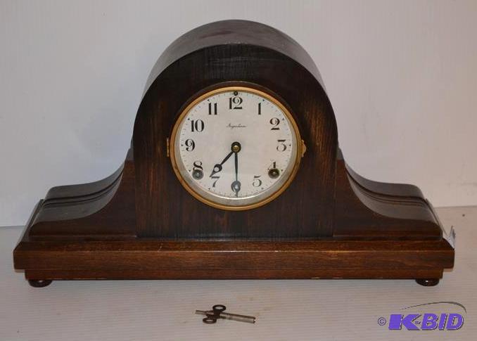 lot 181 image: Antique Ingraham&nbspHADDON mantle clock wit...