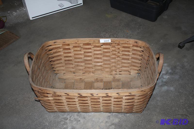 lot 229 image: vintage wicker basket 30x18x12"...